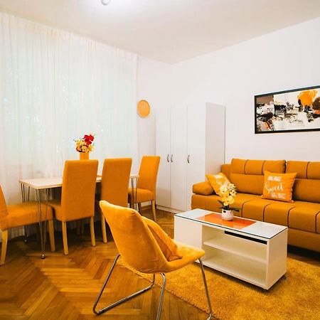 Golden Place ベオグラード エクステリア 写真